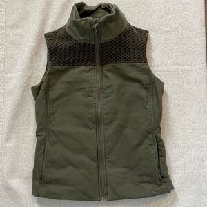 Prana Women’s Fada Vest Size Small Color: olive